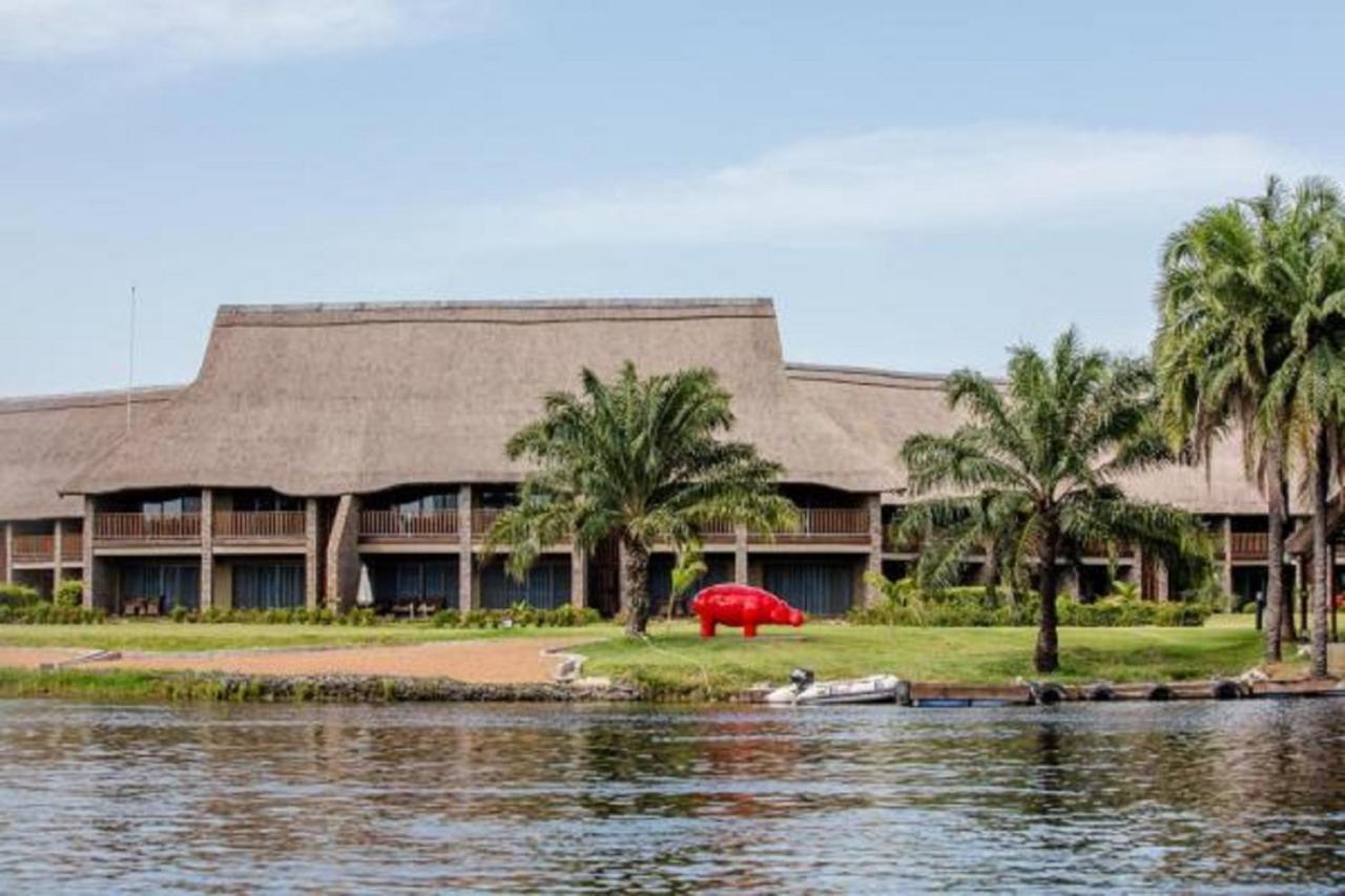 The Royal Senchi Hotel And Resort Akosombo Esterno foto